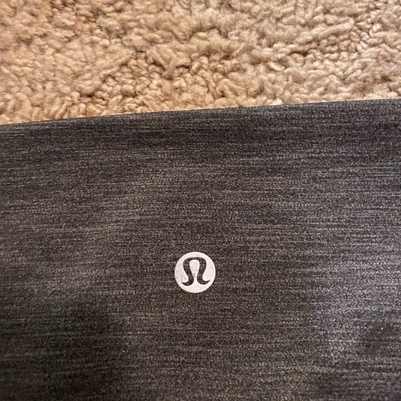 Lululemon grey leggings 28” - Picture 4 of 4